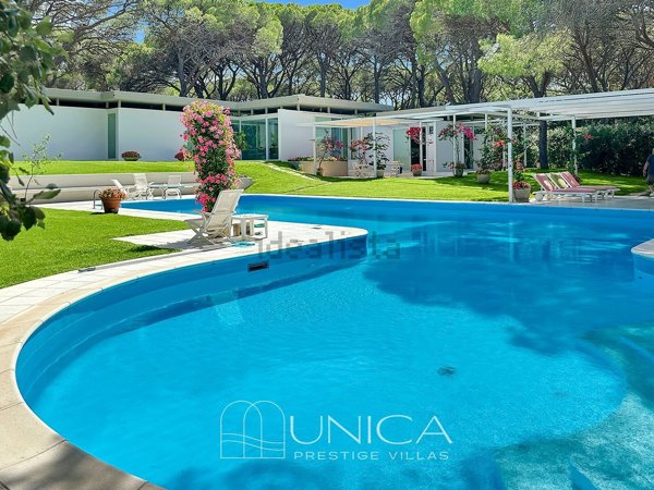 casa indipendente in vendita a Castiglione della Pescaia in zona Roccamare