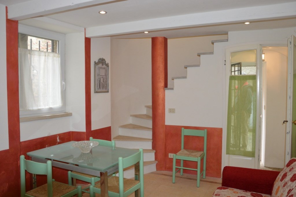 casa indipendente in vendita a Castiglione della Pescaia in zona Vetulonia