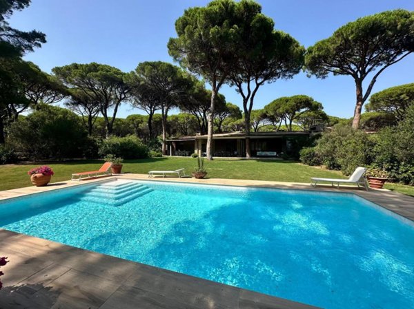 casa indipendente in vendita a Castiglione della Pescaia in zona Roccamare