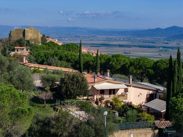 casa indipendente in vendita a Castiglione della Pescaia