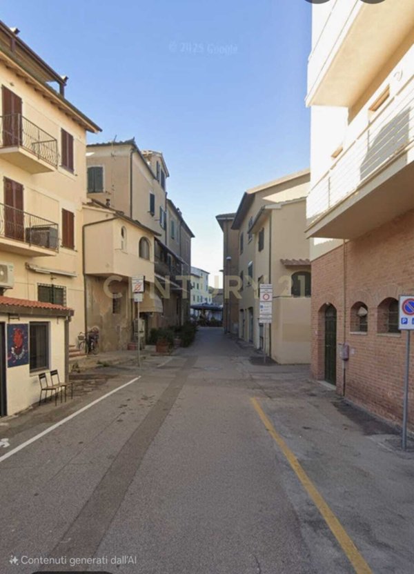 locale di sgombero in vendita a Castiglione della Pescaia