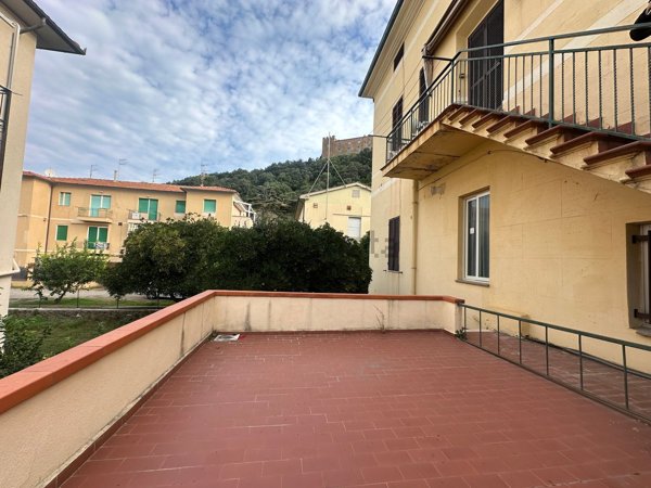 appartamento in vendita a Castiglione della Pescaia in zona Ampio