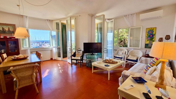 appartamento in vendita a Castiglione della Pescaia in zona Punta Ala