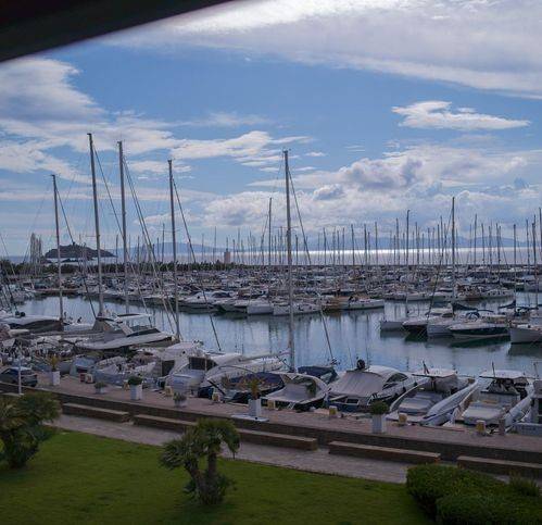 appartamento in vendita a Castiglione della Pescaia in zona Ampio