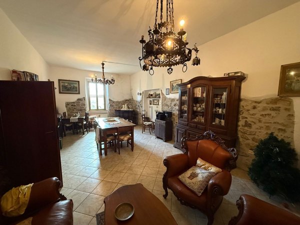 casale in vendita a Castiglione della Pescaia in zona Ampio