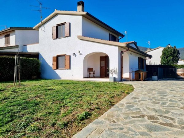 casa indipendente in vendita a Castiglione della Pescaia