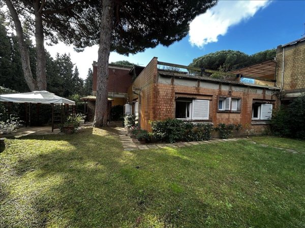 appartamento in vendita a Castiglione della Pescaia in zona Punta Ala