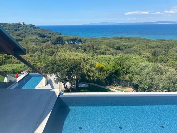 casa indipendente in vendita a Castiglione della Pescaia in zona Punta Ala