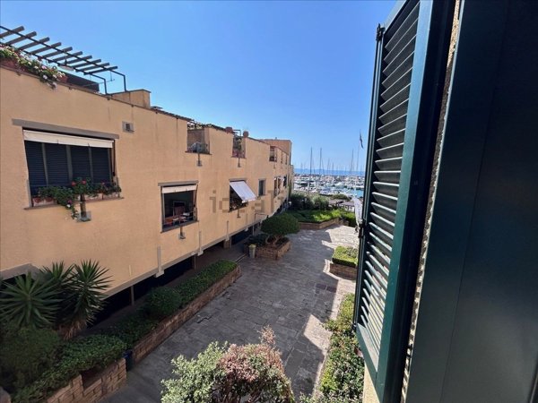 appartamento in vendita a Castiglione della Pescaia in zona Punta Ala