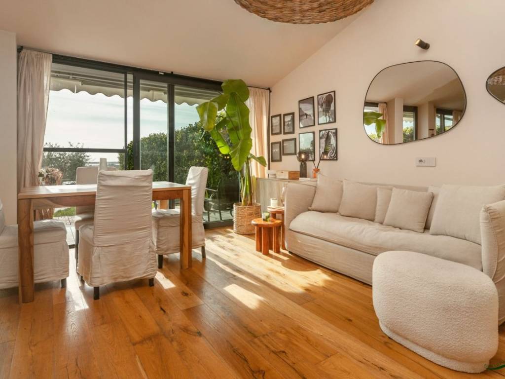 casa indipendente in vendita a Castiglione della Pescaia in zona Tirli