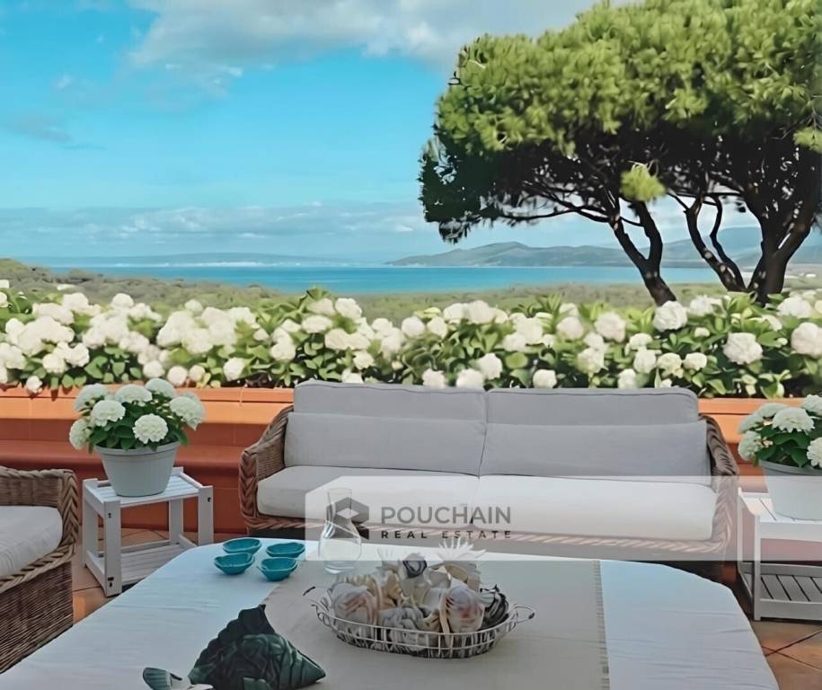 casa indipendente in vendita a Castiglione della Pescaia in zona Punta Ala