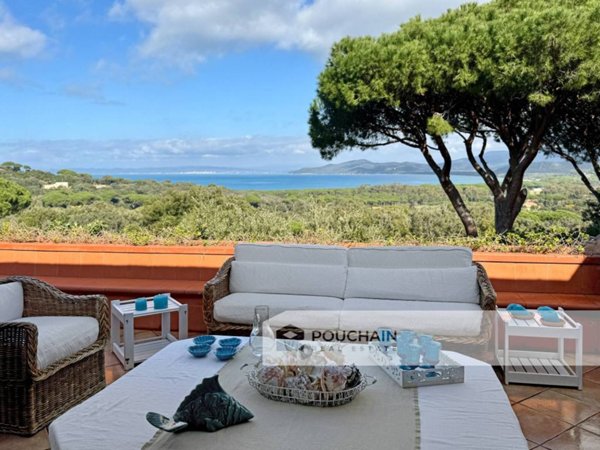 casa indipendente in vendita a Castiglione della Pescaia in zona Punta Ala