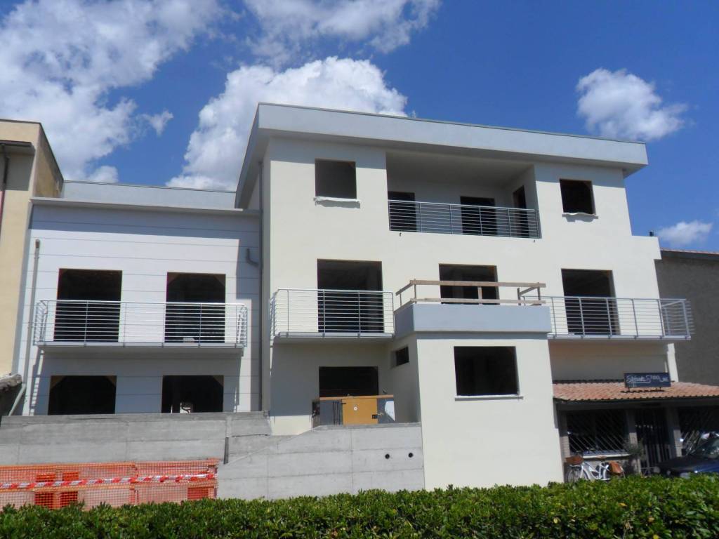 intera palazzina in vendita a Castiglione della Pescaia