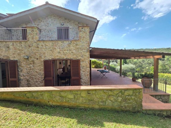 casa indipendente in vendita a Castiglione della Pescaia in zona Punta Ala