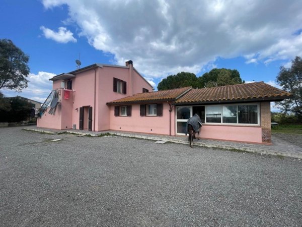 appartamento in vendita a Castiglione della Pescaia in zona Buriano