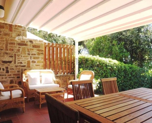 casa indipendente in vendita a Castiglione della Pescaia in zona Punta Ala