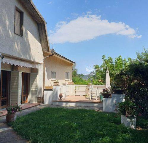 casa indipendente in vendita a Castiglione della Pescaia in zona Rocchette