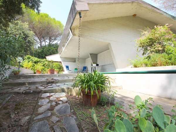 casa indipendente in vendita a Castiglione della Pescaia in zona Riva del Sole