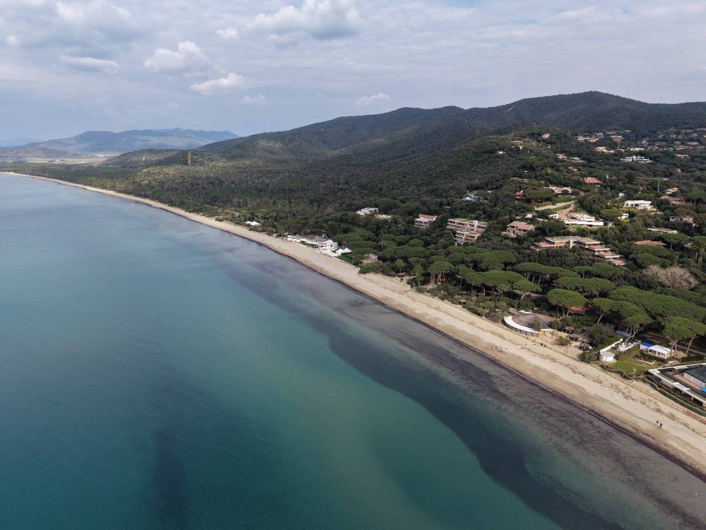 casa indipendente in vendita a Castiglione della Pescaia in zona Punta Ala
