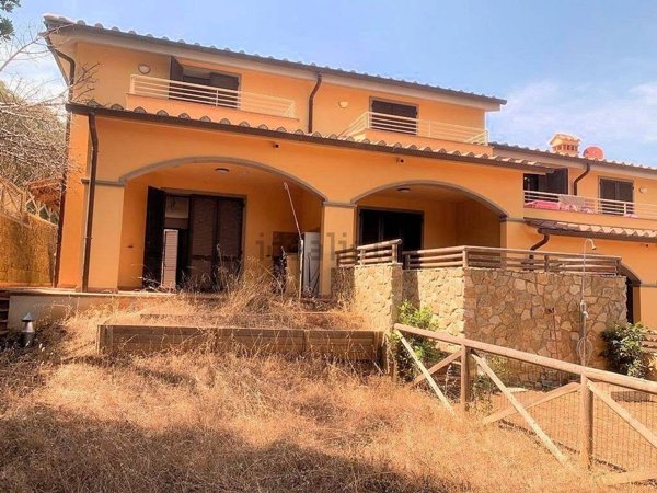 casa indipendente in vendita a Castiglione della Pescaia in zona Rocchette