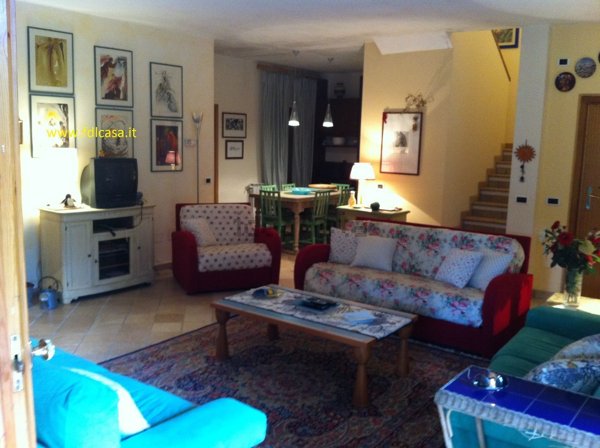 casa indipendente in vendita a Castiglione della Pescaia in zona Ampio