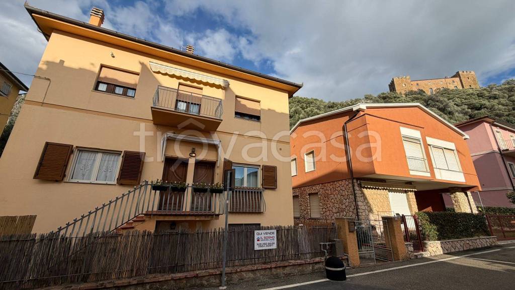 appartamento in vendita a Castiglione della Pescaia in zona Ampio