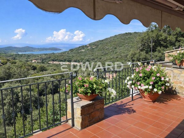 appartamento in vendita a Castiglione della Pescaia in zona Punta Ala