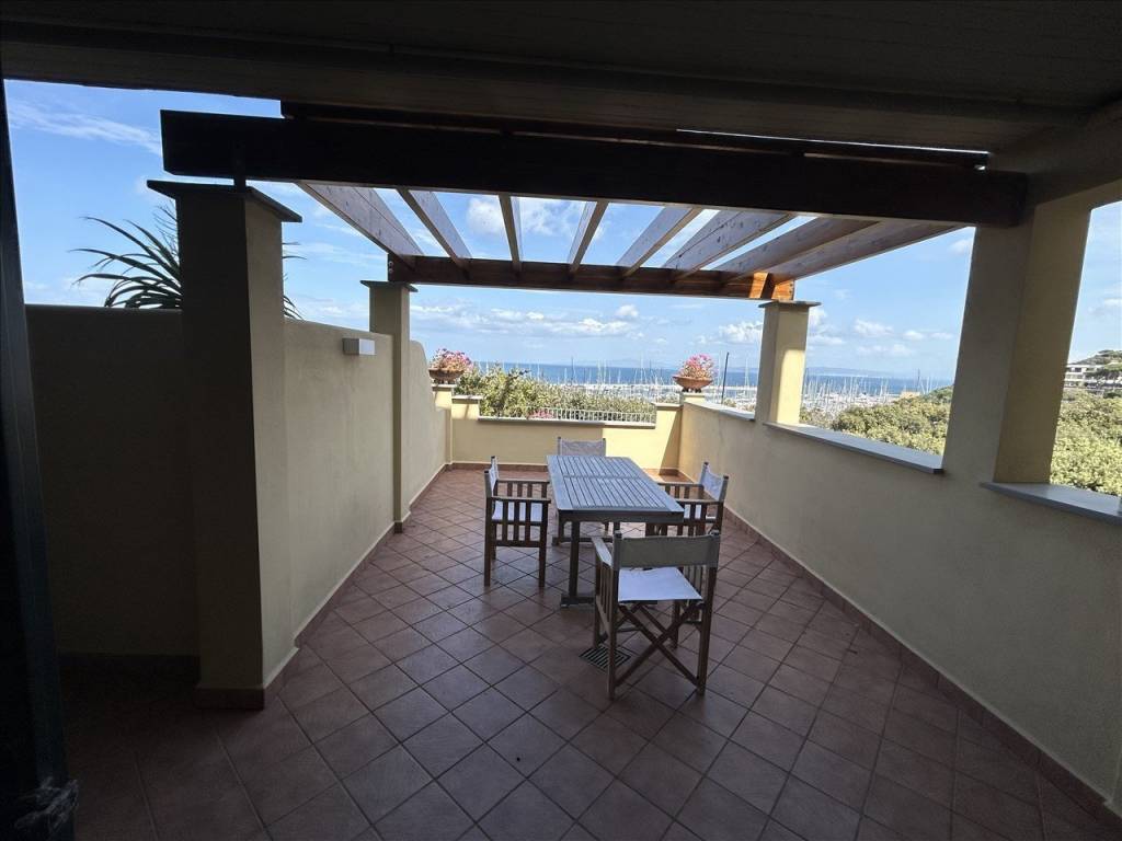 appartamento in vendita a Castiglione della Pescaia in zona Punta Ala