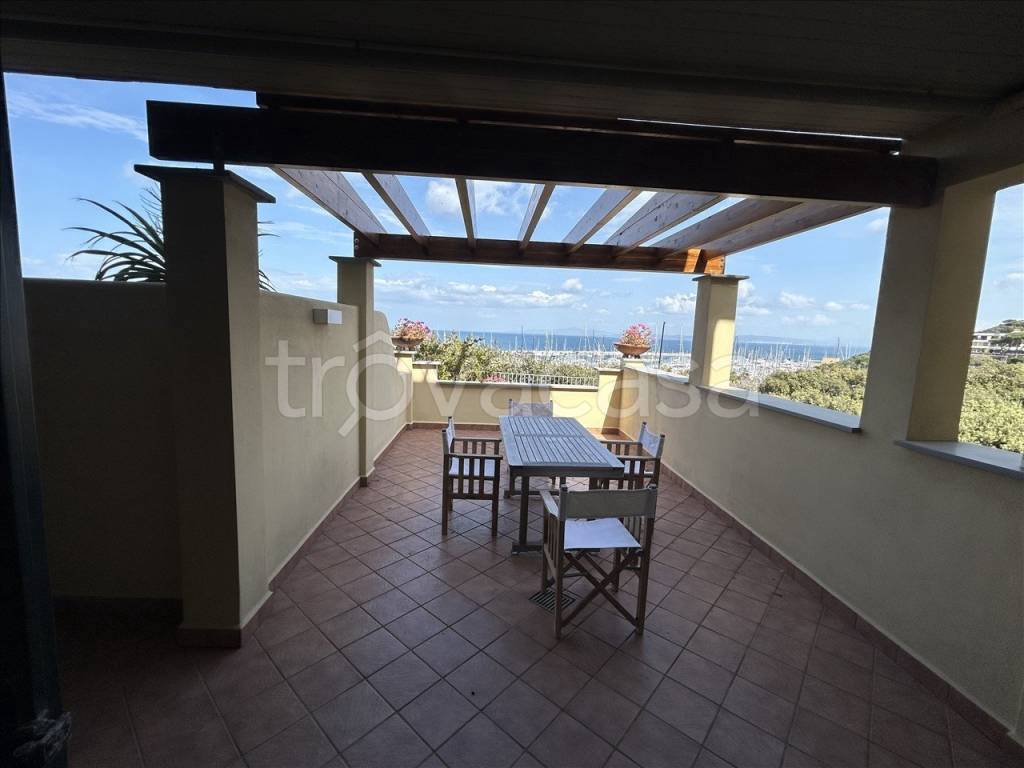 appartamento in vendita a Castiglione della Pescaia in zona Punta Ala