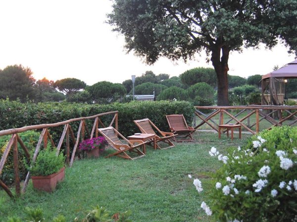 negozio in vendita a Castiglione della Pescaia in zona Punta Ala