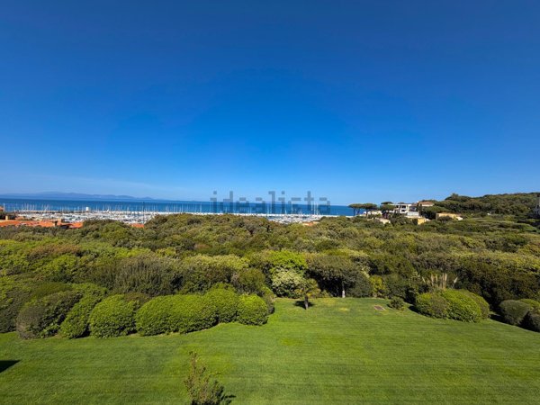 appartamento in vendita a Castiglione della Pescaia in zona Punta Ala