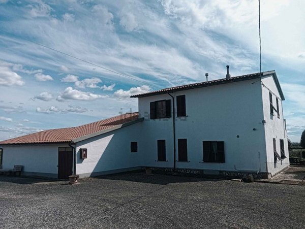 casa indipendente in vendita a Castiglione della Pescaia