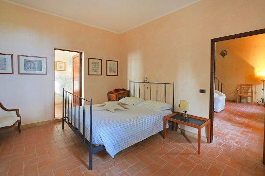 casa indipendente in vendita a Castiglione della Pescaia in zona Vetulonia