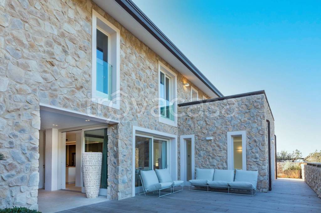 casa indipendente in vendita a Castiglione della Pescaia in zona Punta Ala