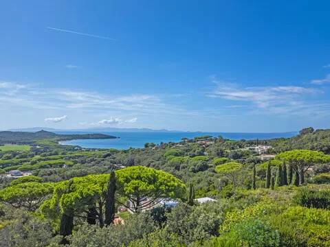 casa indipendente in vendita a Castiglione della Pescaia in zona Punta Ala