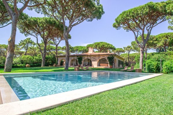 casa indipendente in vendita a Castiglione della Pescaia in zona Roccamare