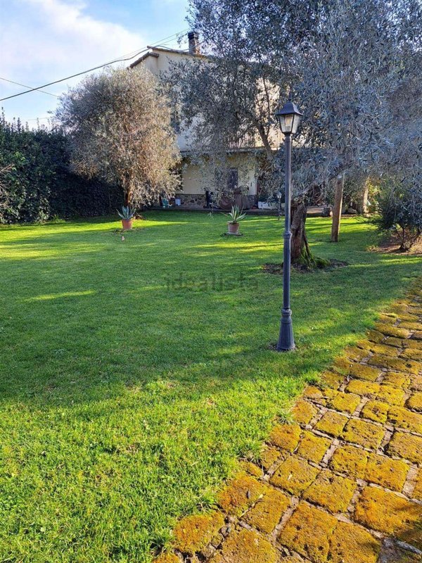 casa indipendente in vendita a Castiglione della Pescaia