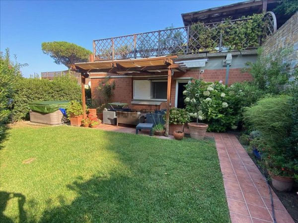 appartamento in vendita a Castiglione della Pescaia in zona Ampio