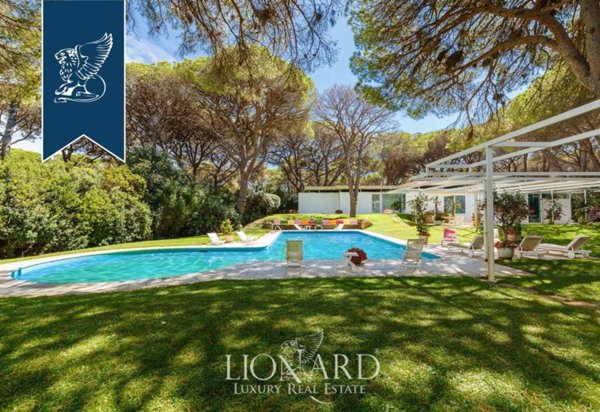 casa indipendente in vendita a Castiglione della Pescaia in zona Roccamare