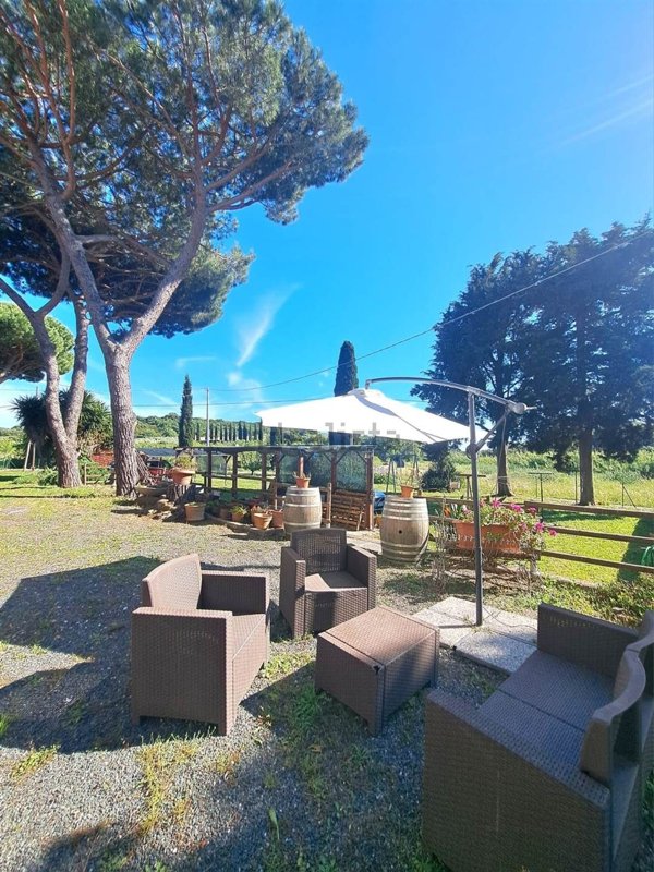 casa indipendente in vendita a Castiglione della Pescaia