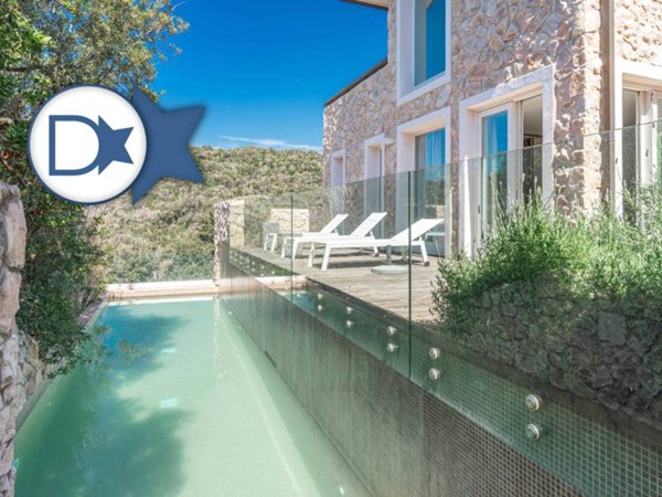 casa indipendente in vendita a Castiglione della Pescaia in zona Punta Ala