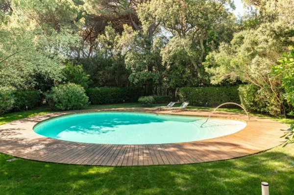 casa indipendente in vendita a Castiglione della Pescaia in zona Roccamare