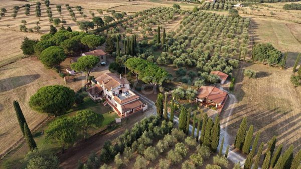 casa indipendente in vendita a Castiglione della Pescaia