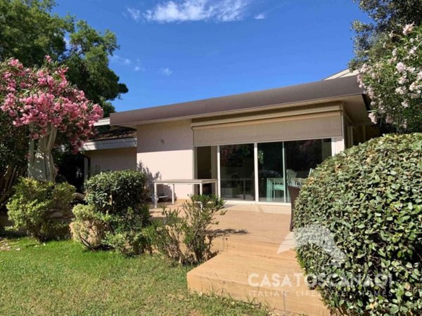 casa indipendente in vendita a Castiglione della Pescaia in zona Punta Ala