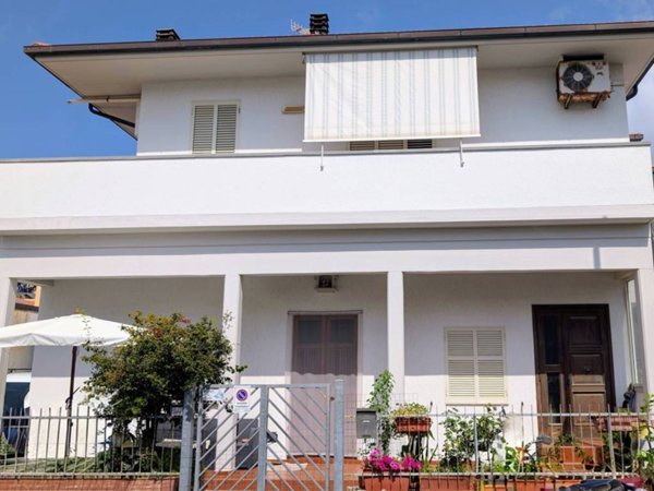 casa indipendente in vendita a Castiglione della Pescaia