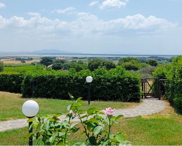 casa indipendente in vendita a Castiglione della Pescaia
