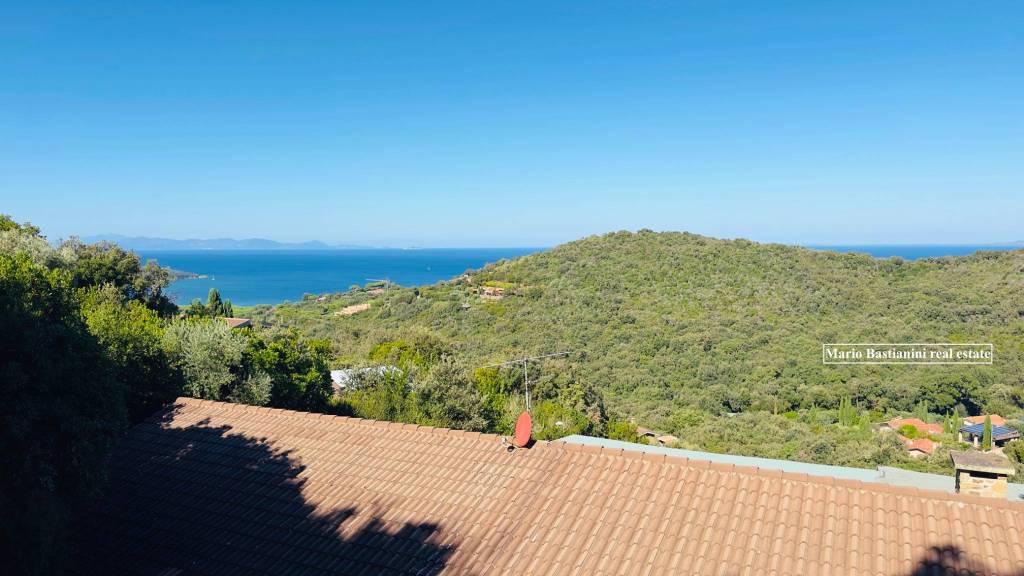 casa indipendente in vendita a Castiglione della Pescaia in zona Punta Ala