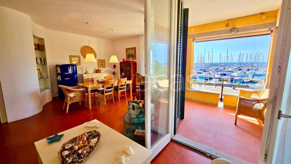 appartamento in vendita a Castiglione della Pescaia in zona Punta Ala