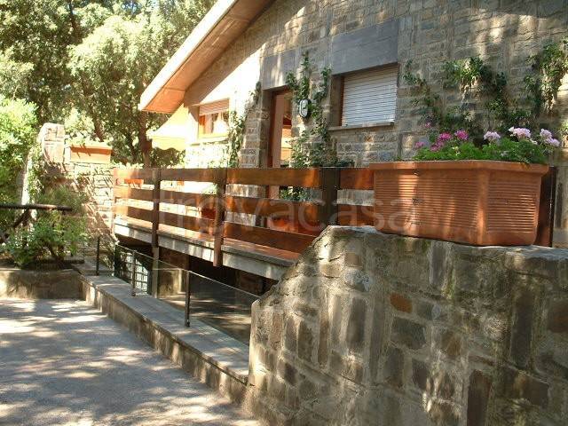 casa indipendente in vendita a Castiglione della Pescaia in zona Punta Ala