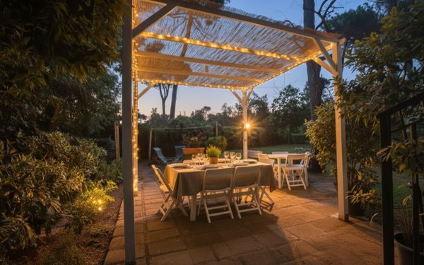 casa indipendente in vendita a Castiglione della Pescaia in zona Punta Ala